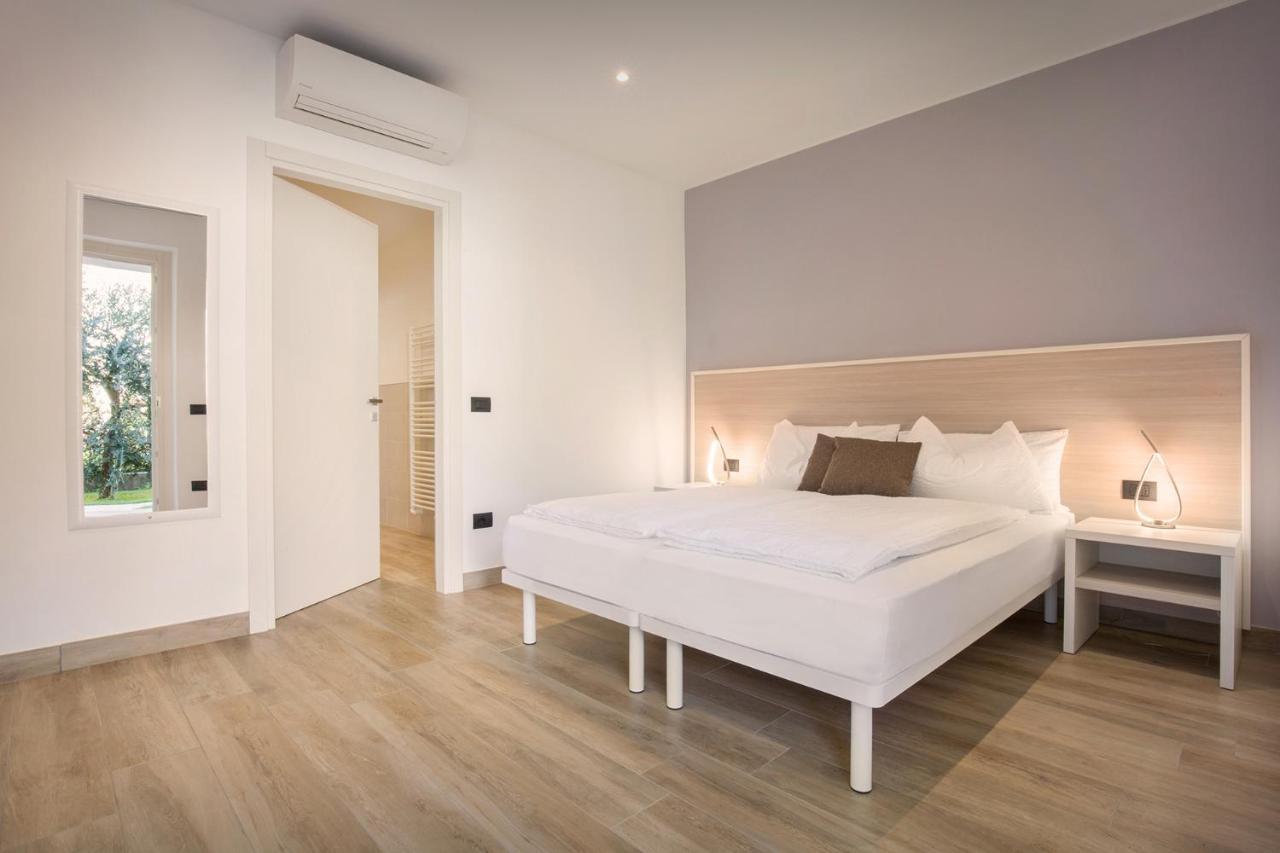 Le Betulle Hotel Colà Eksteriør billede